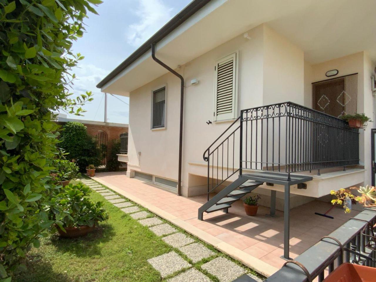B&B Guarini Casamassima Exterior photo